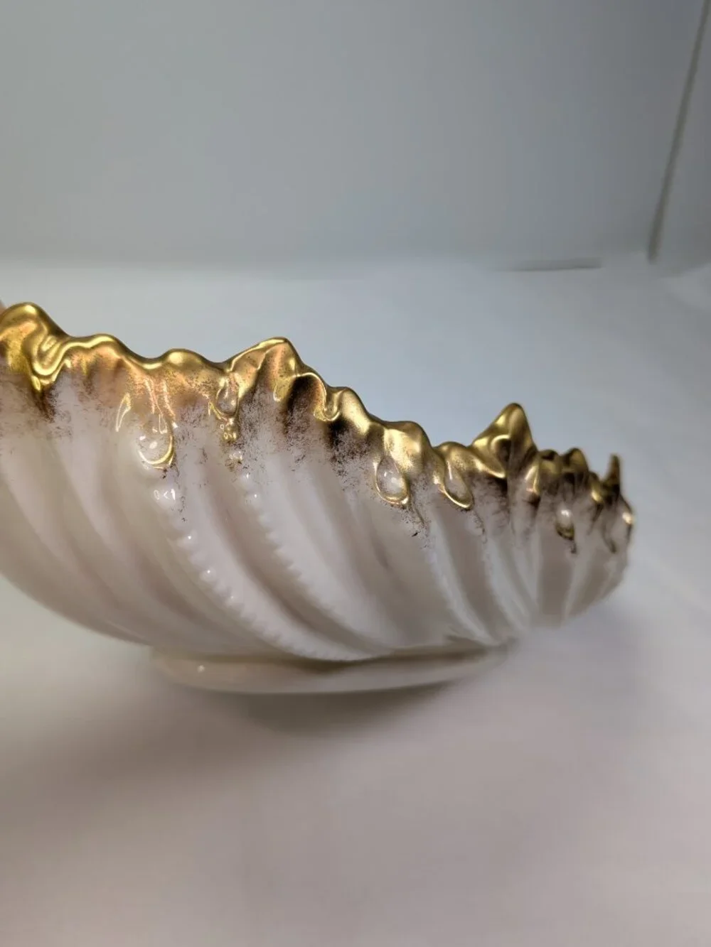 Vintage Lenox 30s 50s Ivory Porcelain Shell Bowl Heavy 24k Gold Trim 9” - Picture 2 of 15